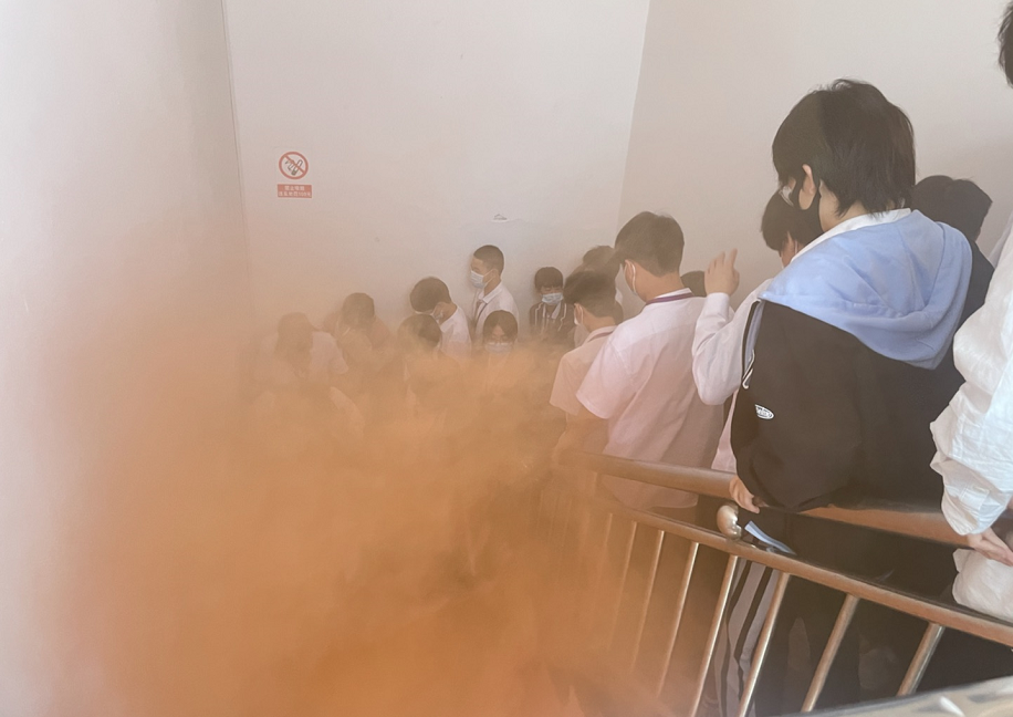 校园消防实战演练，筑牢安全防火墙！